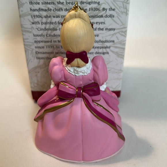 Hallmark Keepsake Ornaments Madame Alexander - Picture 6 of 10